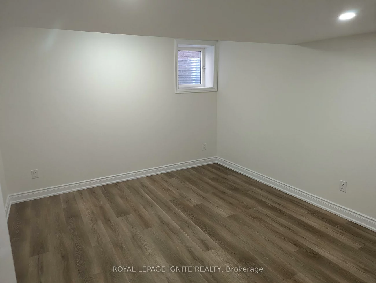 137, Romanelli, Bradford, Bradford West Gwillimbury