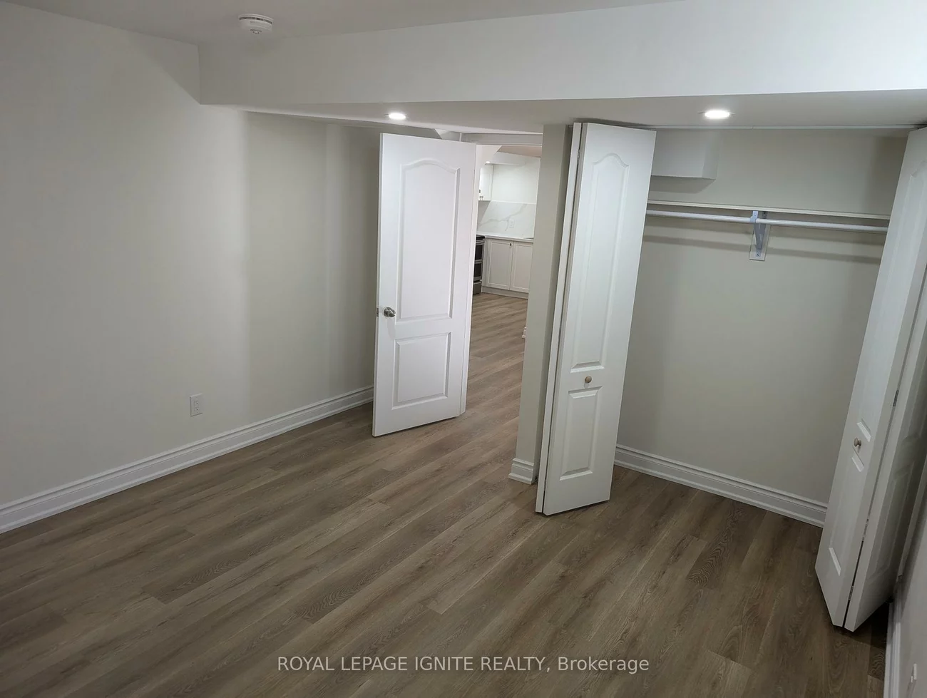 137, Romanelli, Bradford, Bradford West Gwillimbury