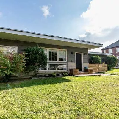 22, Centre, Bradford, Bradford West Gwillimbury