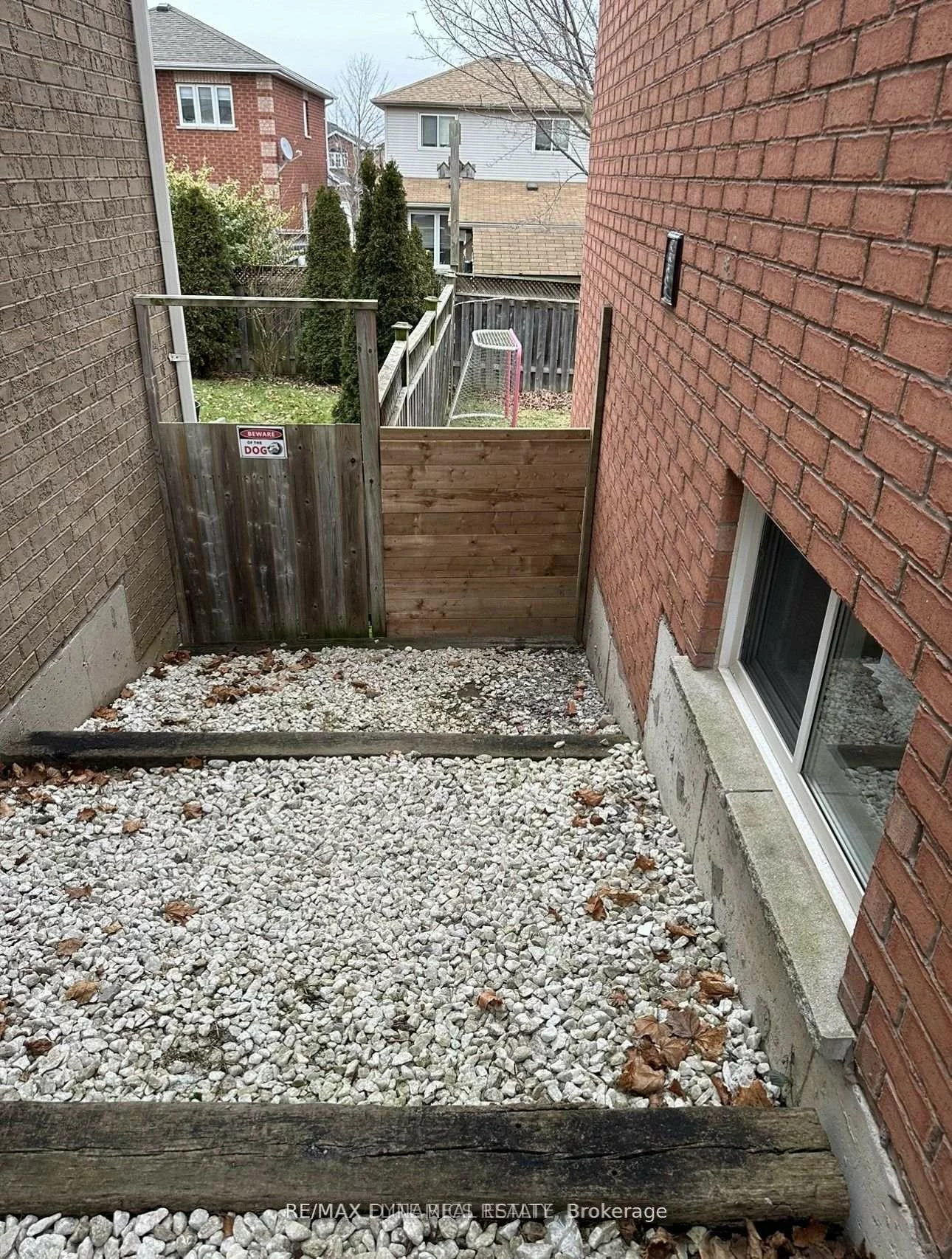 59, Adams, Bradford, Bradford West Gwillimbury