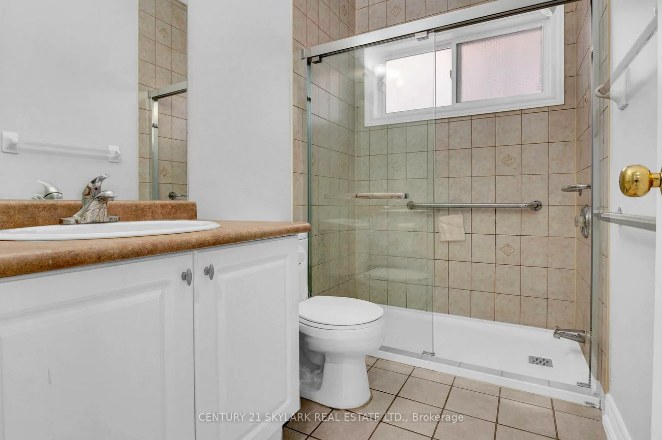 40, Highland, Bradford, Bradford West Gwillimbury