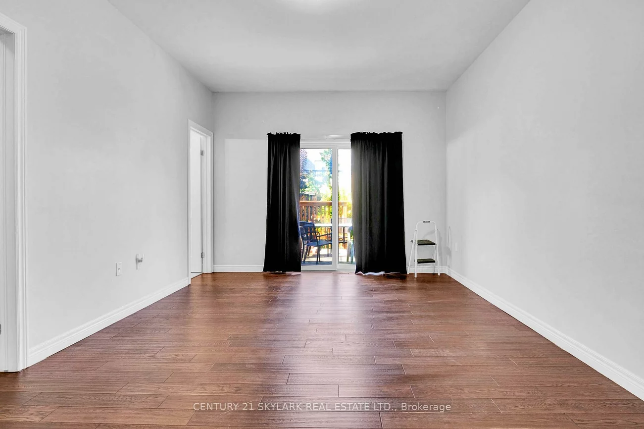 40, Highland, Bradford, Bradford West Gwillimbury