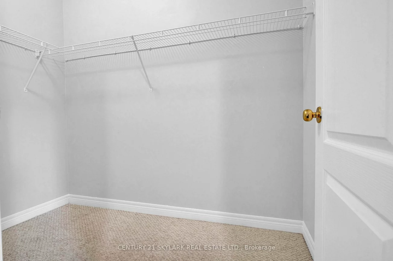 40, Highland, Bradford, Bradford West Gwillimbury