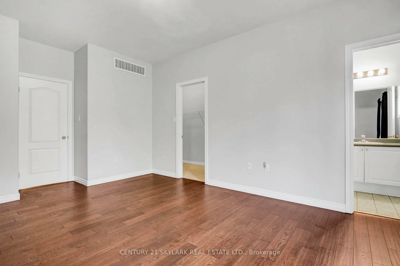 40, Highland, Bradford, Bradford West Gwillimbury