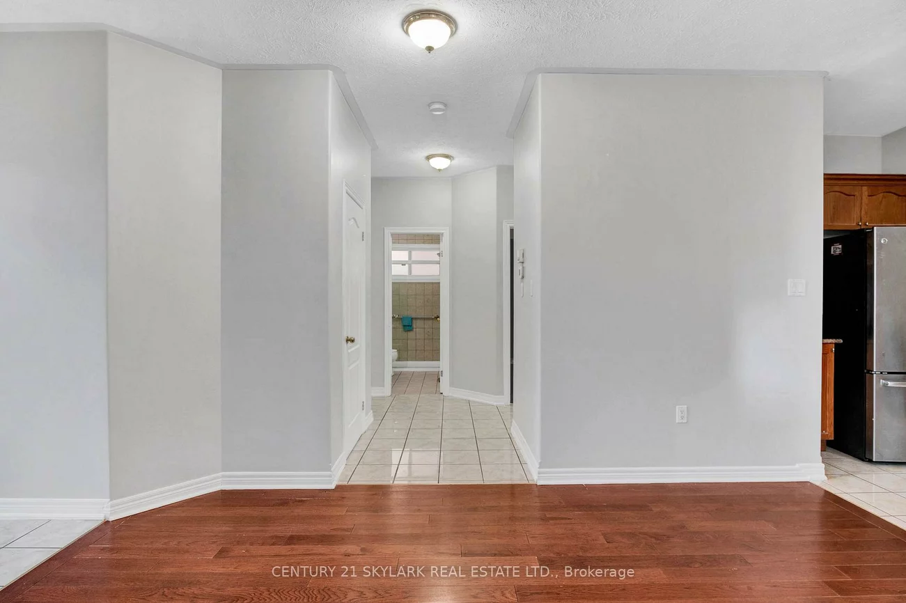 40, Highland, Bradford, Bradford West Gwillimbury