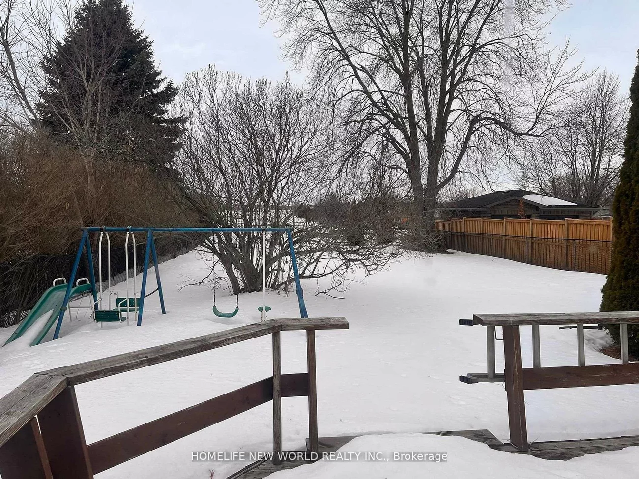 98, Thornton, Bradford, Bradford West Gwillimbury