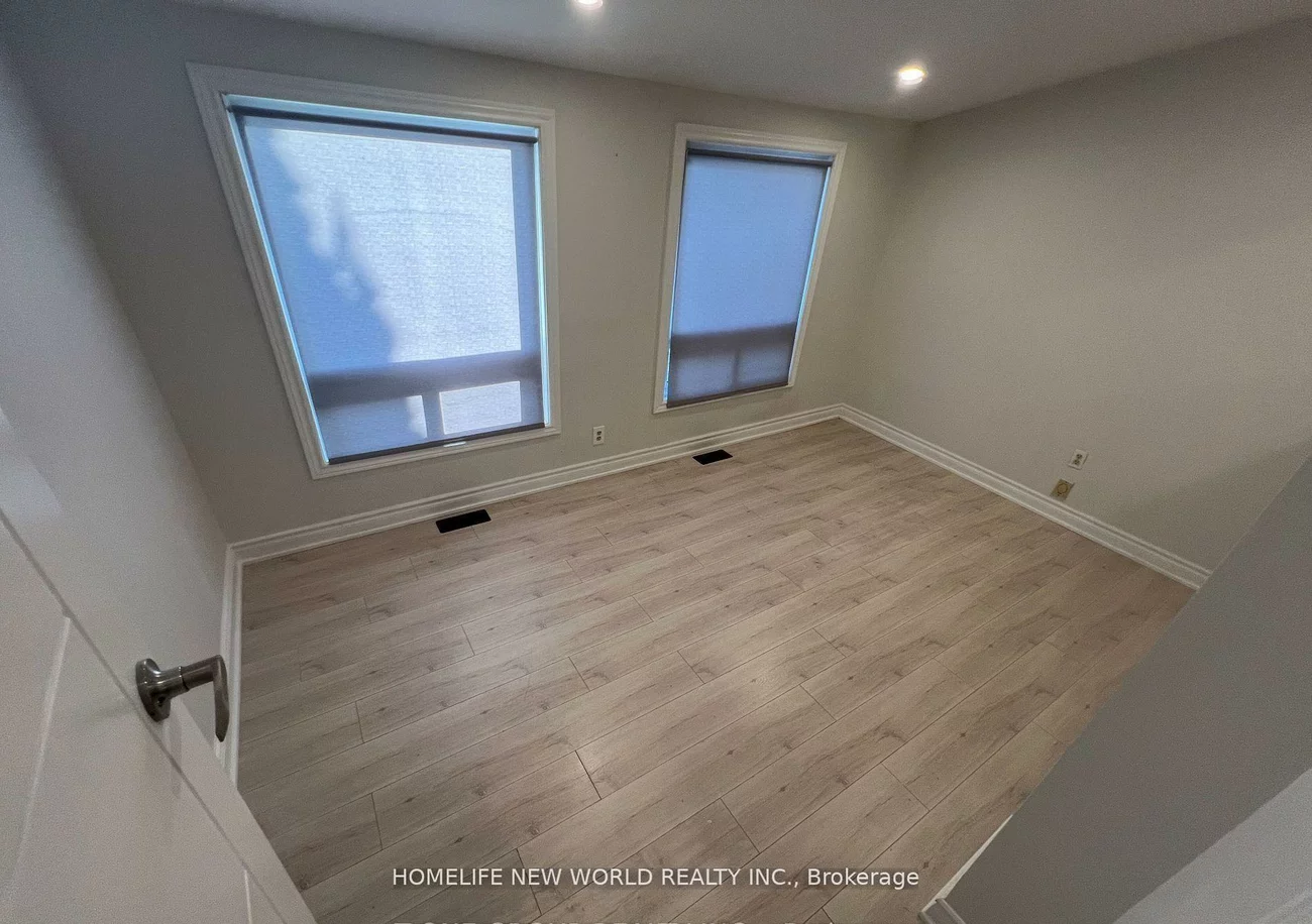 98, Thornton, Bradford, Bradford West Gwillimbury