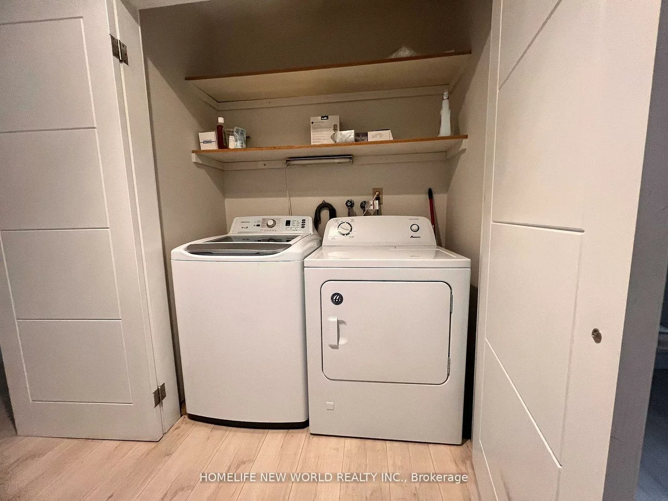 98, Thornton, Bradford, Bradford West Gwillimbury