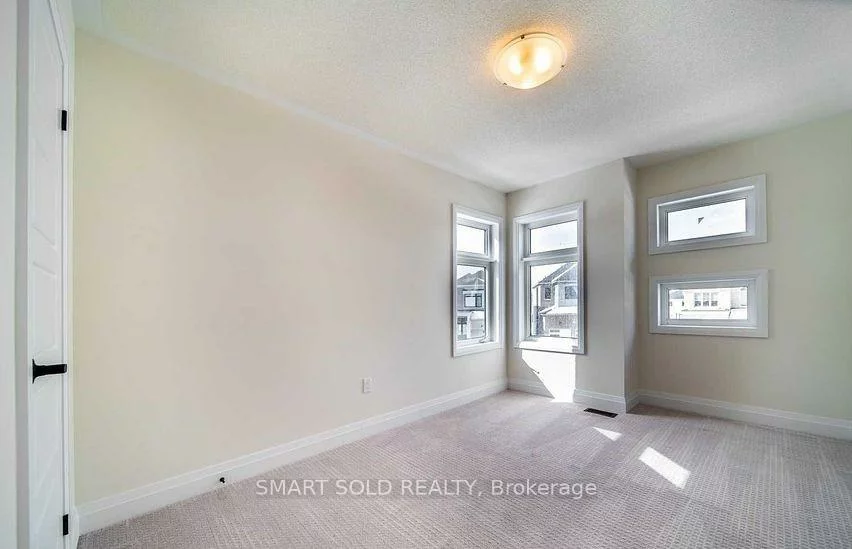 23, Westlake, Bradford, Bradford West Gwillimbury