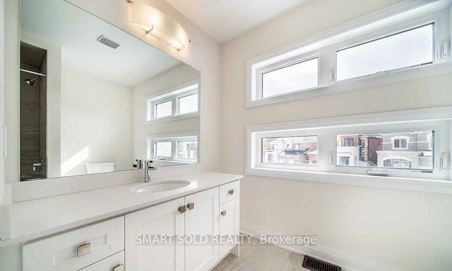 23, Westlake, Bradford, Bradford West Gwillimbury