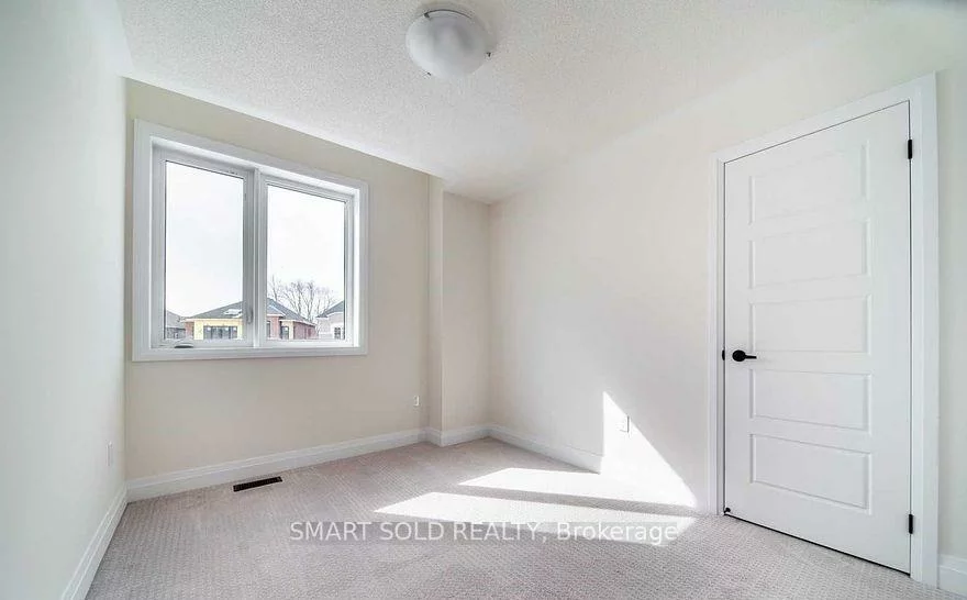 23, Westlake, Bradford, Bradford West Gwillimbury