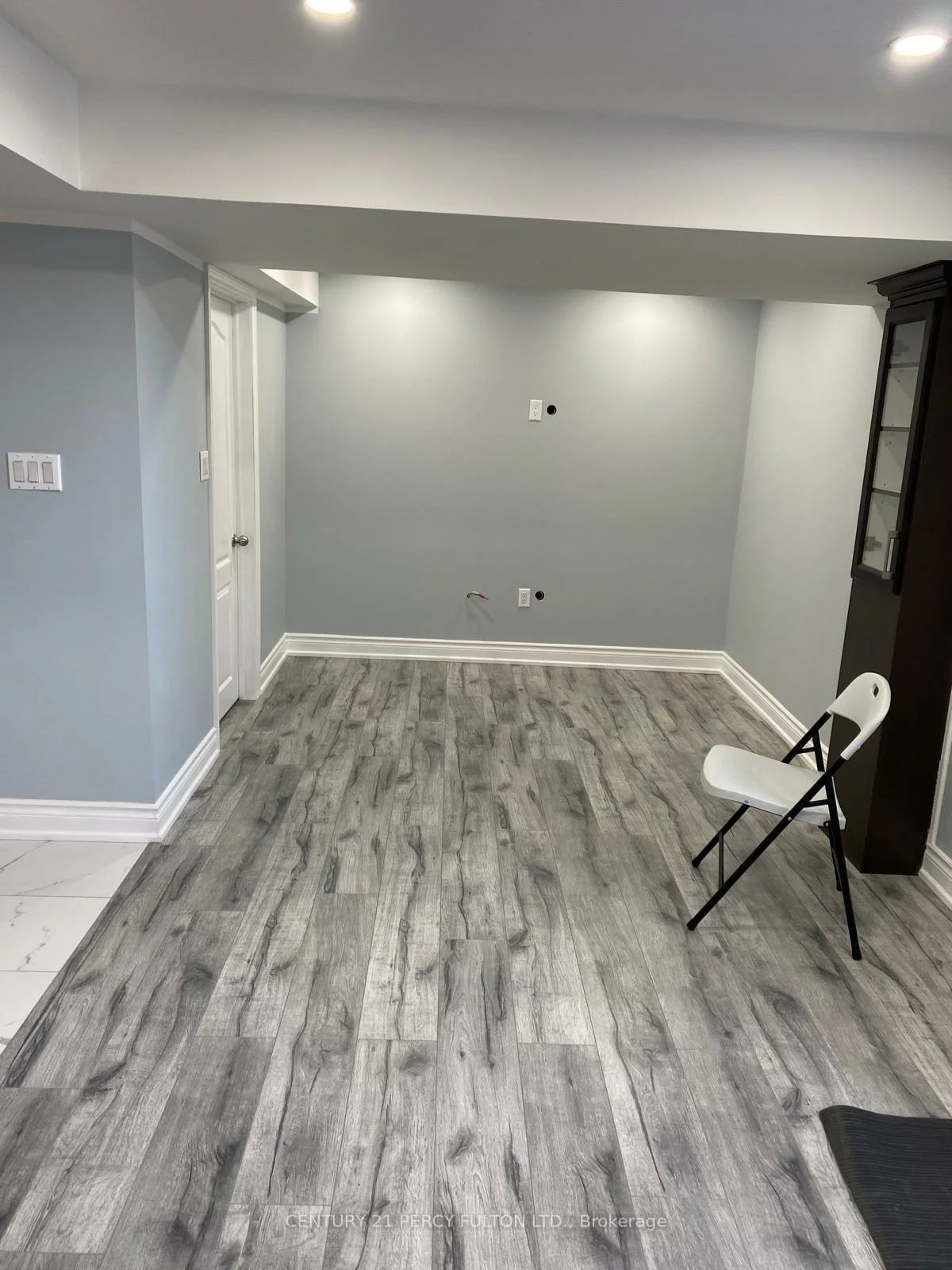 300, Miller Park, Bradford, Bradford West Gwillimbury