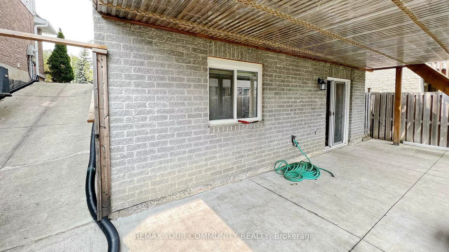 6, Veseli, Bradford, Bradford West Gwillimbury