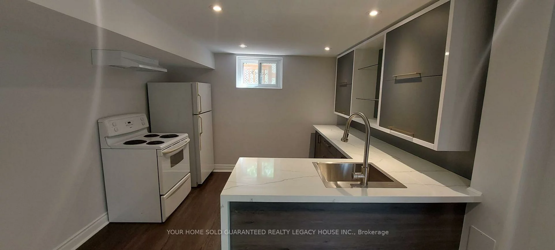 406, Orsi, Bradford, Bradford West Gwillimbury