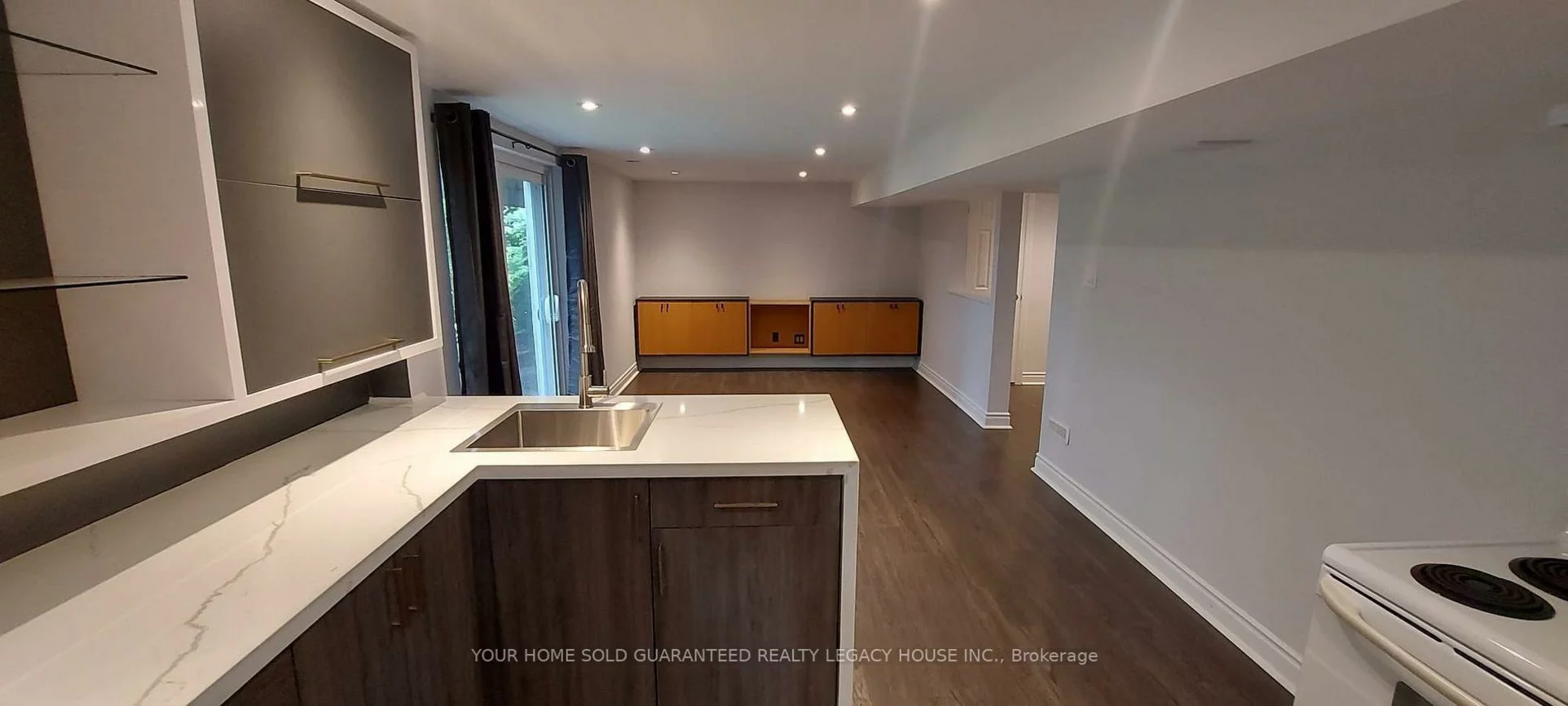 406, Orsi, Bradford, Bradford West Gwillimbury