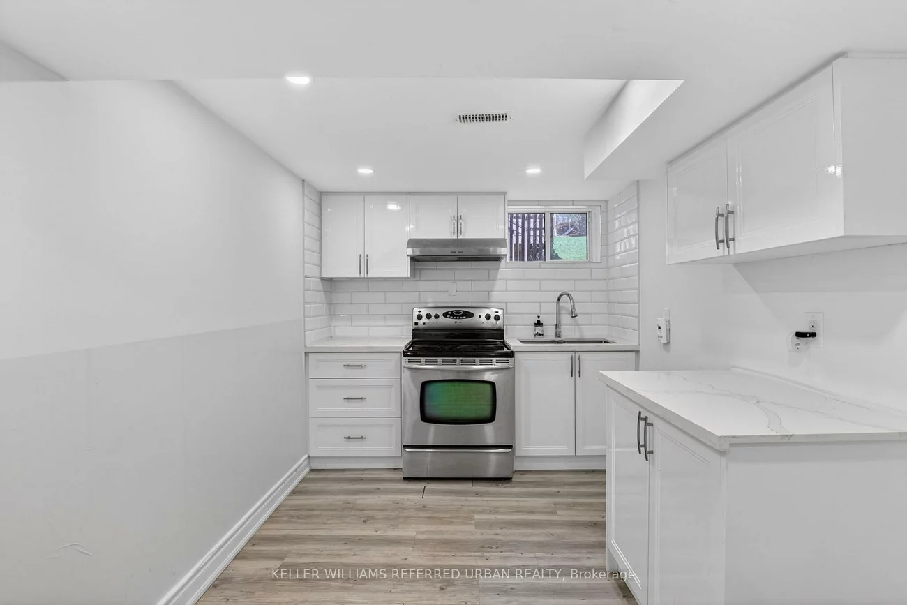 105, Martin, Bradford, Bradford West Gwillimbury