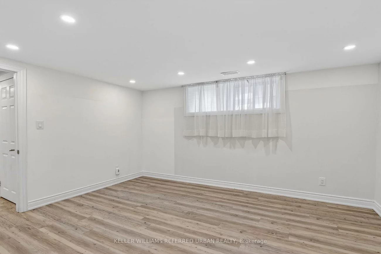 105, Martin, Bradford, Bradford West Gwillimbury