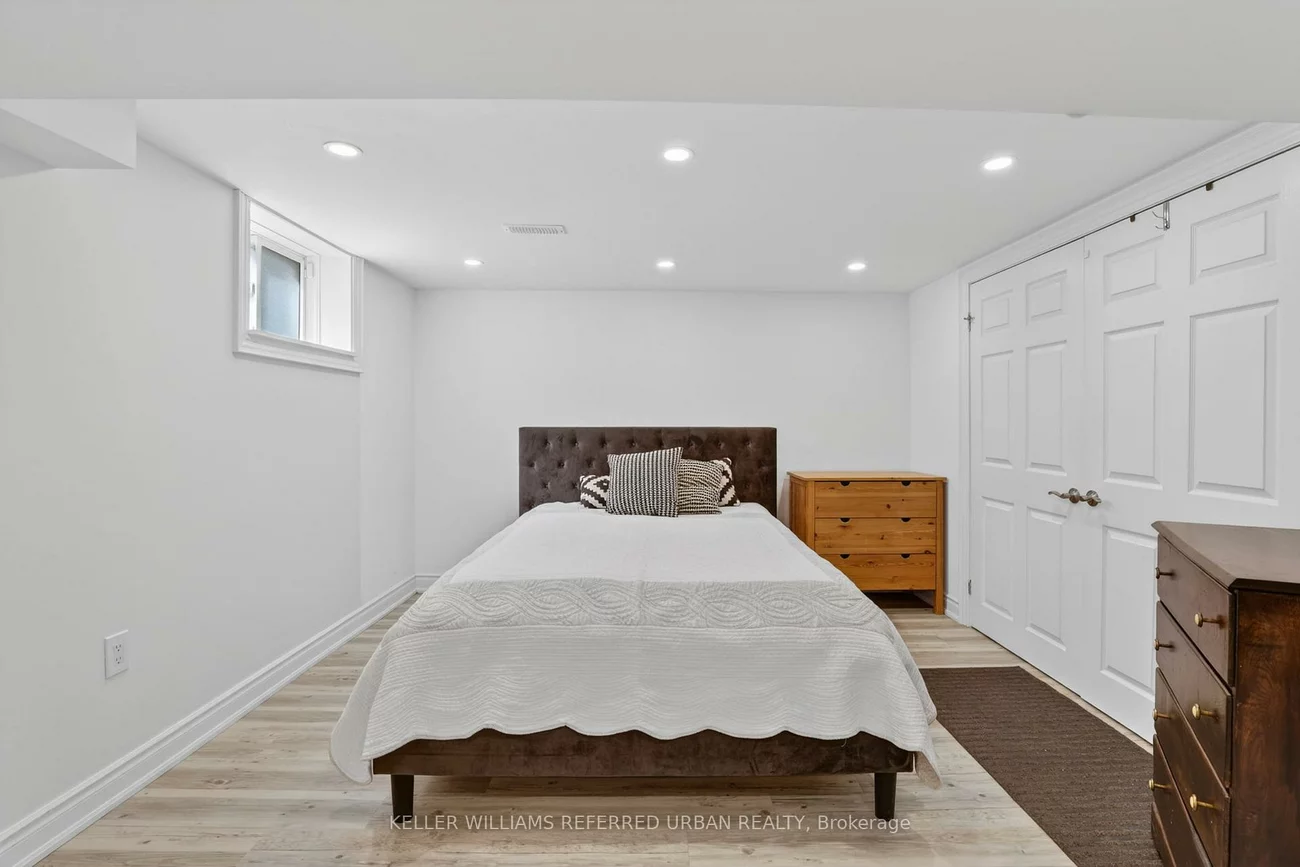 105, Martin, Bradford, Bradford West Gwillimbury