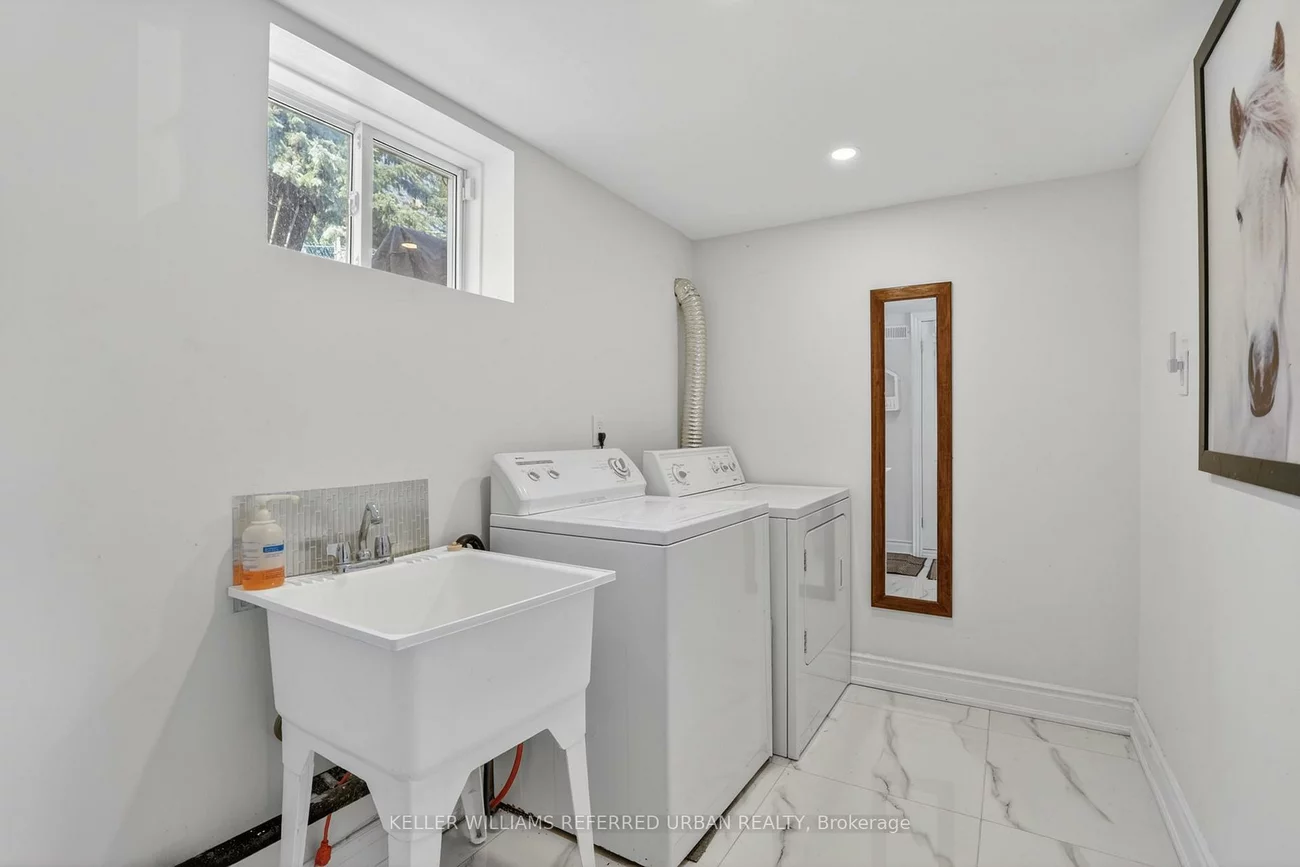 105, Martin, Bradford, Bradford West Gwillimbury