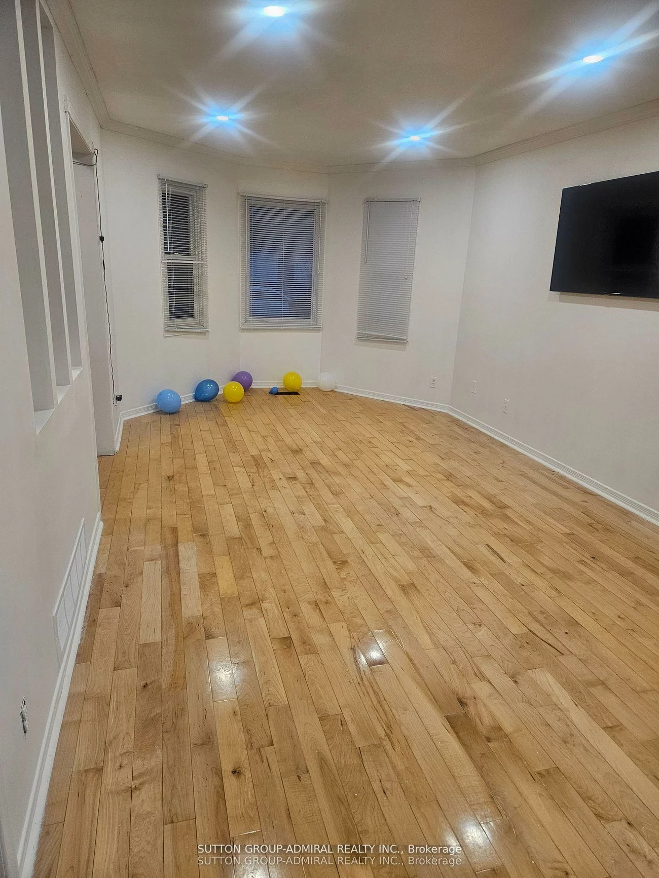 32, Magani, Bradford, Bradford West Gwillimbury