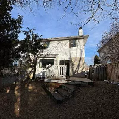 32, Magani, Bradford, Bradford West Gwillimbury