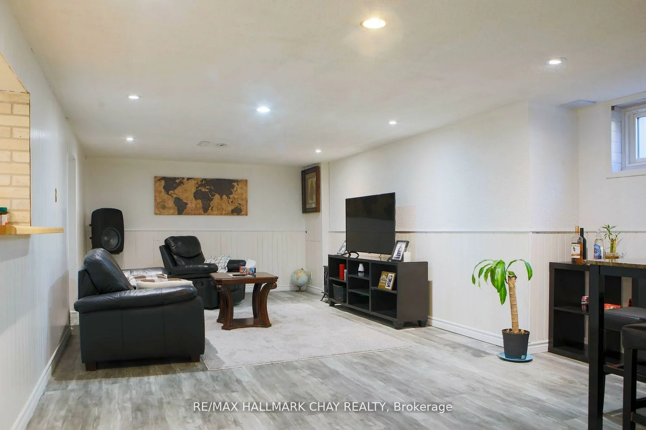 441, Orsi, Bradford, Bradford West Gwillimbury