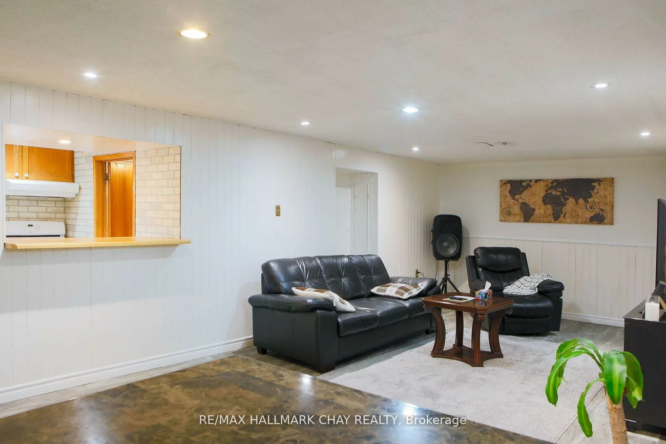 441, Orsi, Bradford, Bradford West Gwillimbury