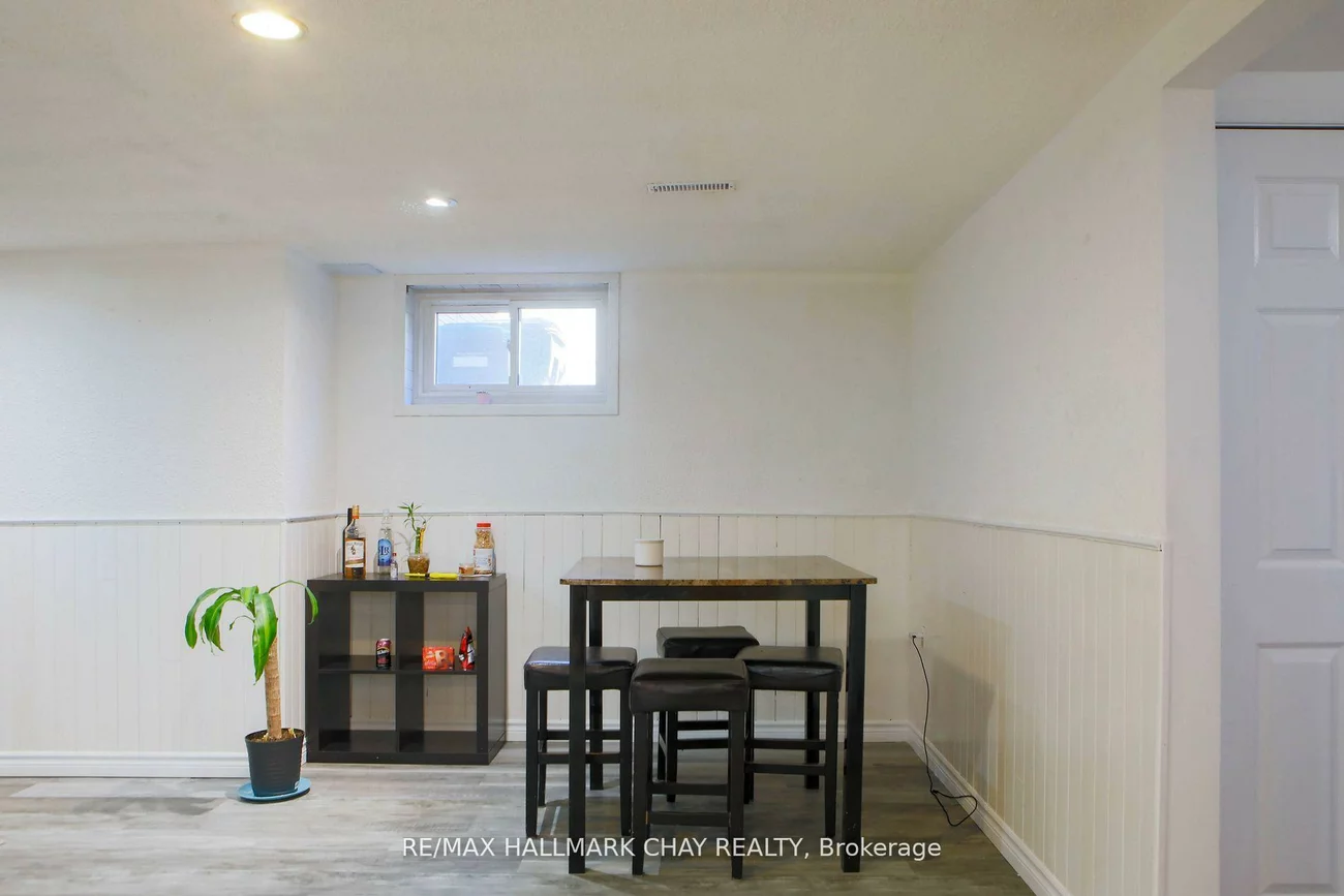 441, Orsi, Bradford, Bradford West Gwillimbury