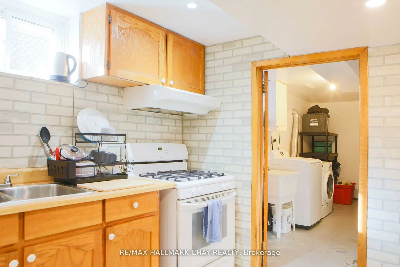 441, Orsi, Bradford, Bradford West Gwillimbury