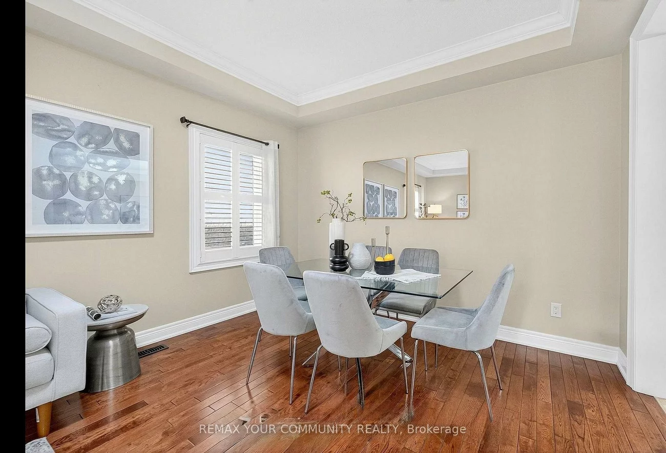 95, Chelsea, Bradford, Bradford West Gwillimbury