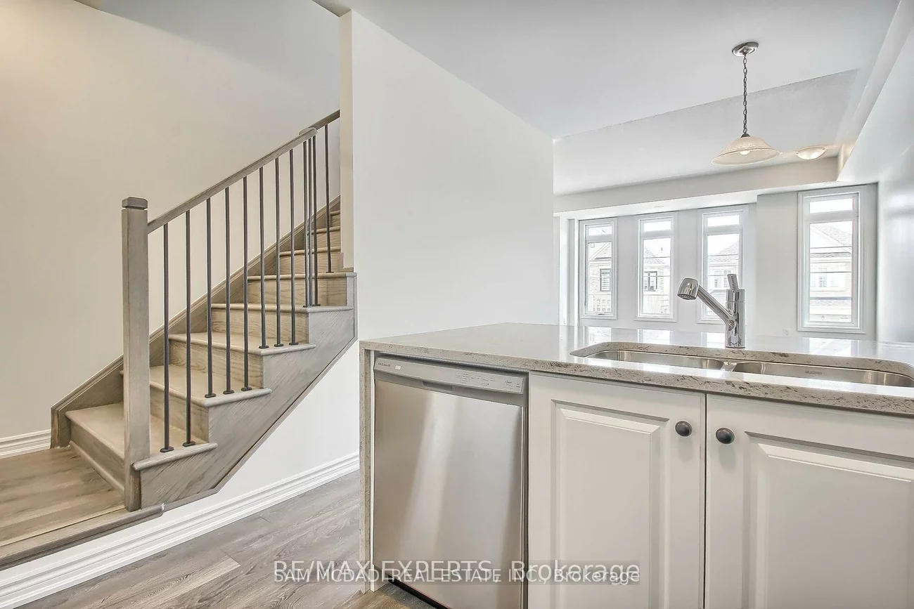 34, Paisley, Bradford, Bradford West Gwillimbury