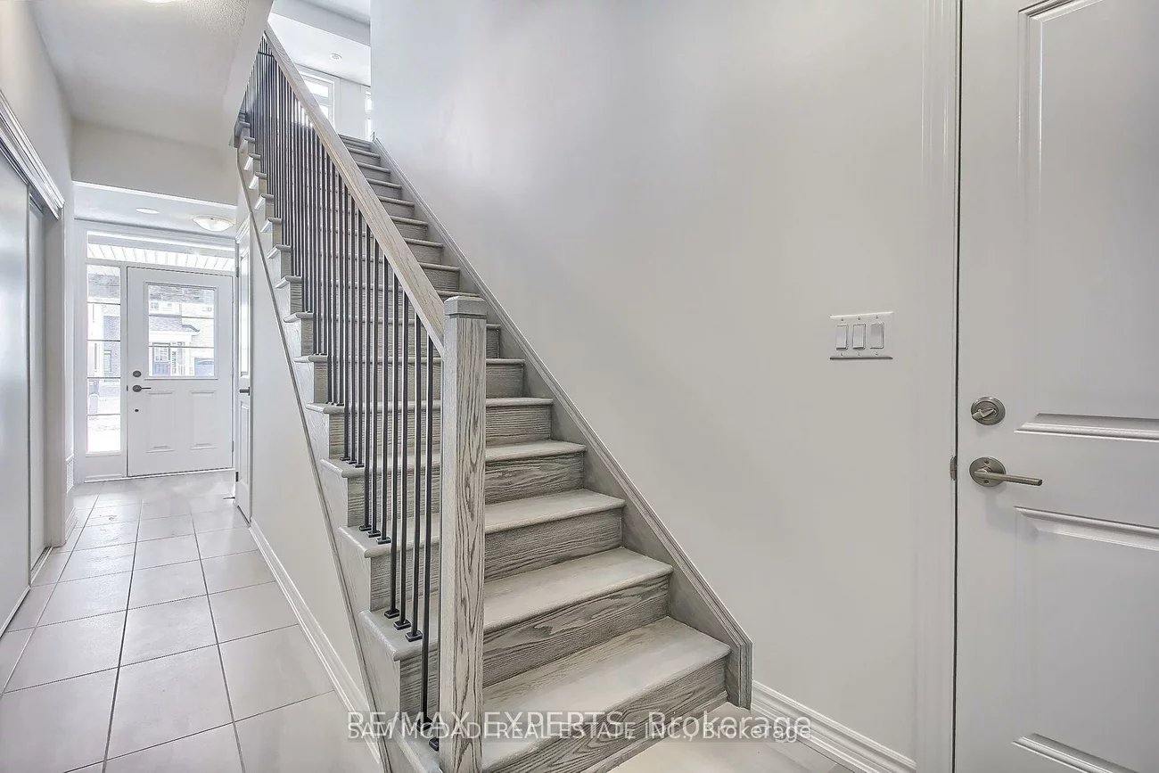 34, Paisley, Bradford, Bradford West Gwillimbury