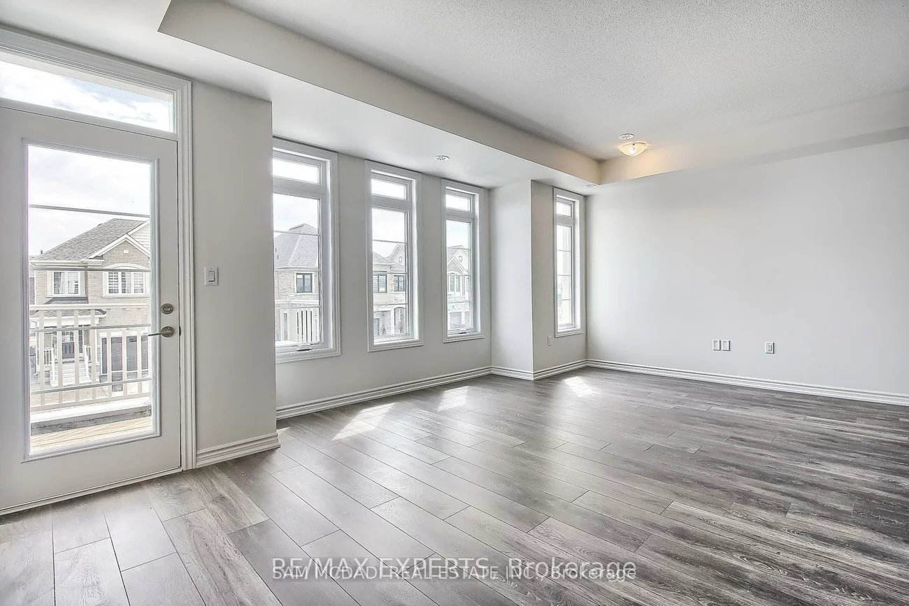 34, Paisley, Bradford, Bradford West Gwillimbury