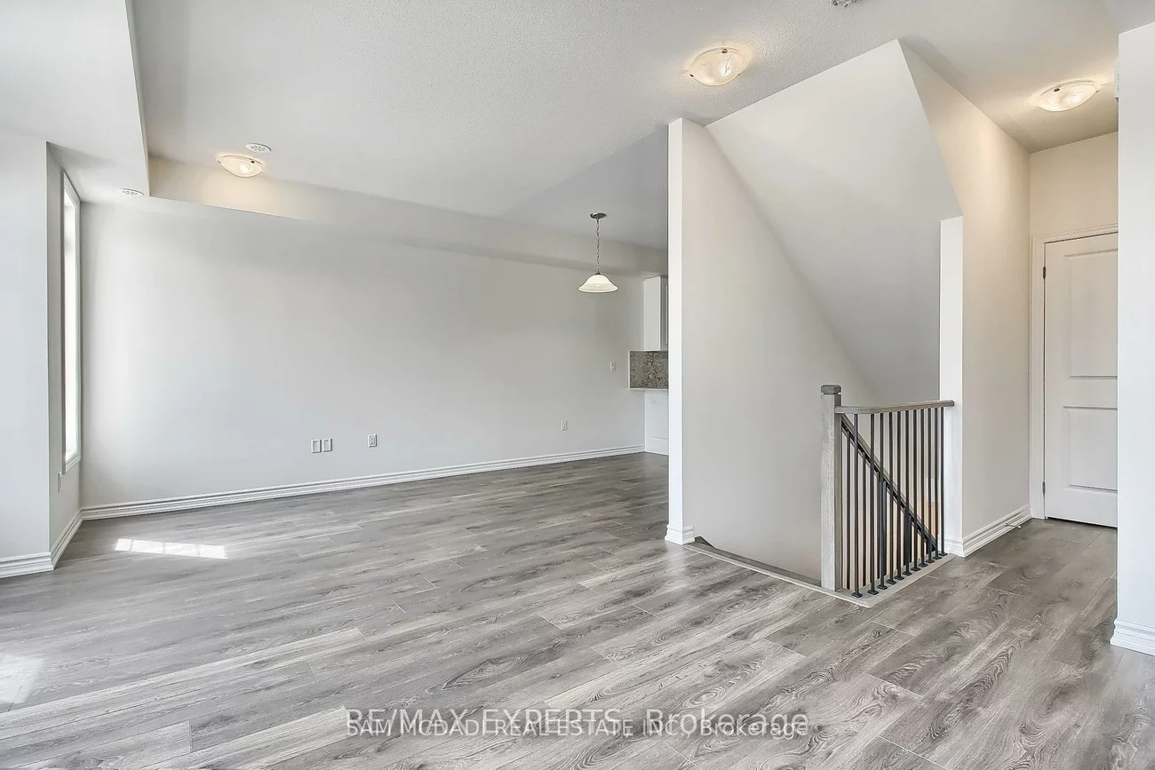 34, Paisley, Bradford, Bradford West Gwillimbury