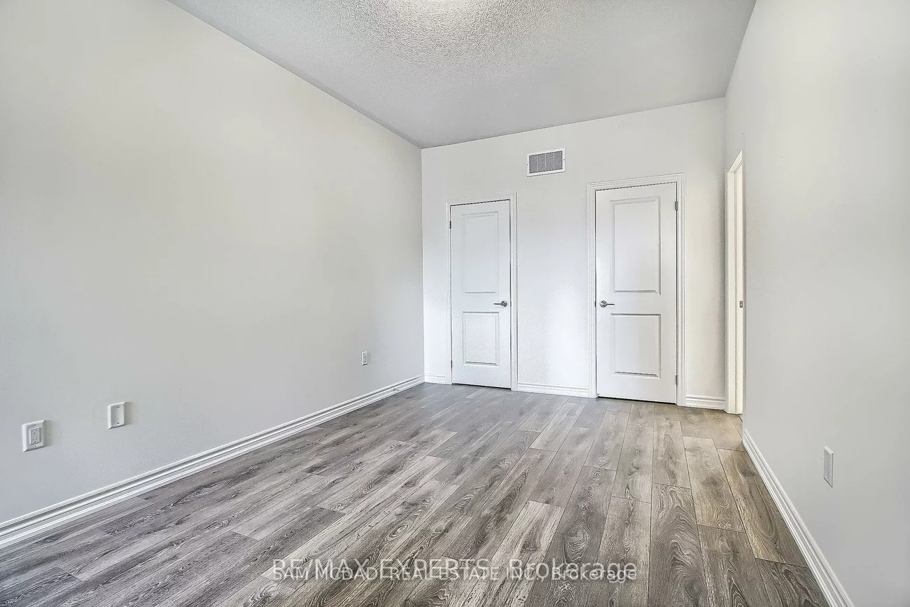 34, Paisley, Bradford, Bradford West Gwillimbury