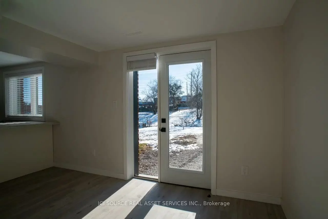 200, John, Bradford, Bradford West Gwillimbury