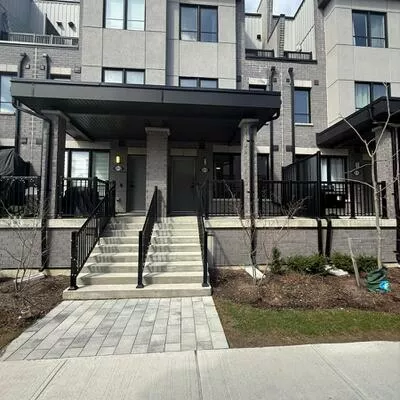 21, Baynes, Bradford, Bradford West Gwillimbury