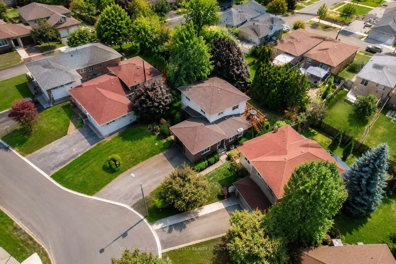 406, Orsi, Bradford, Bradford West Gwillimbury