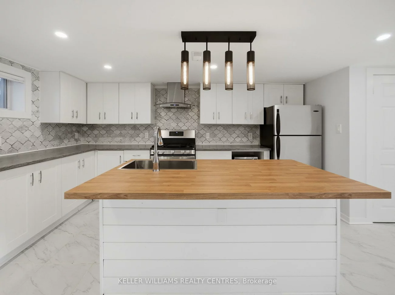 25, Townsend, Bradford, Bradford West Gwillimbury
