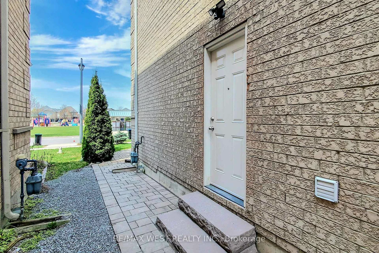 179, Summerlyn, Bradford, Bradford West Gwillimbury