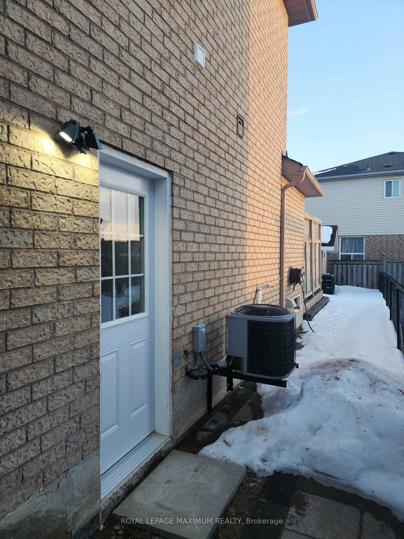 87, Breeze, Bradford, Bradford West Gwillimbury