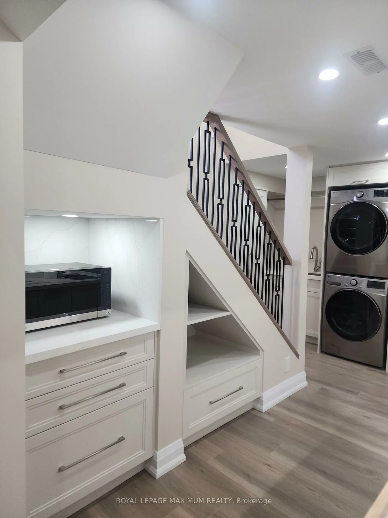 87, Breeze, Bradford, Bradford West Gwillimbury