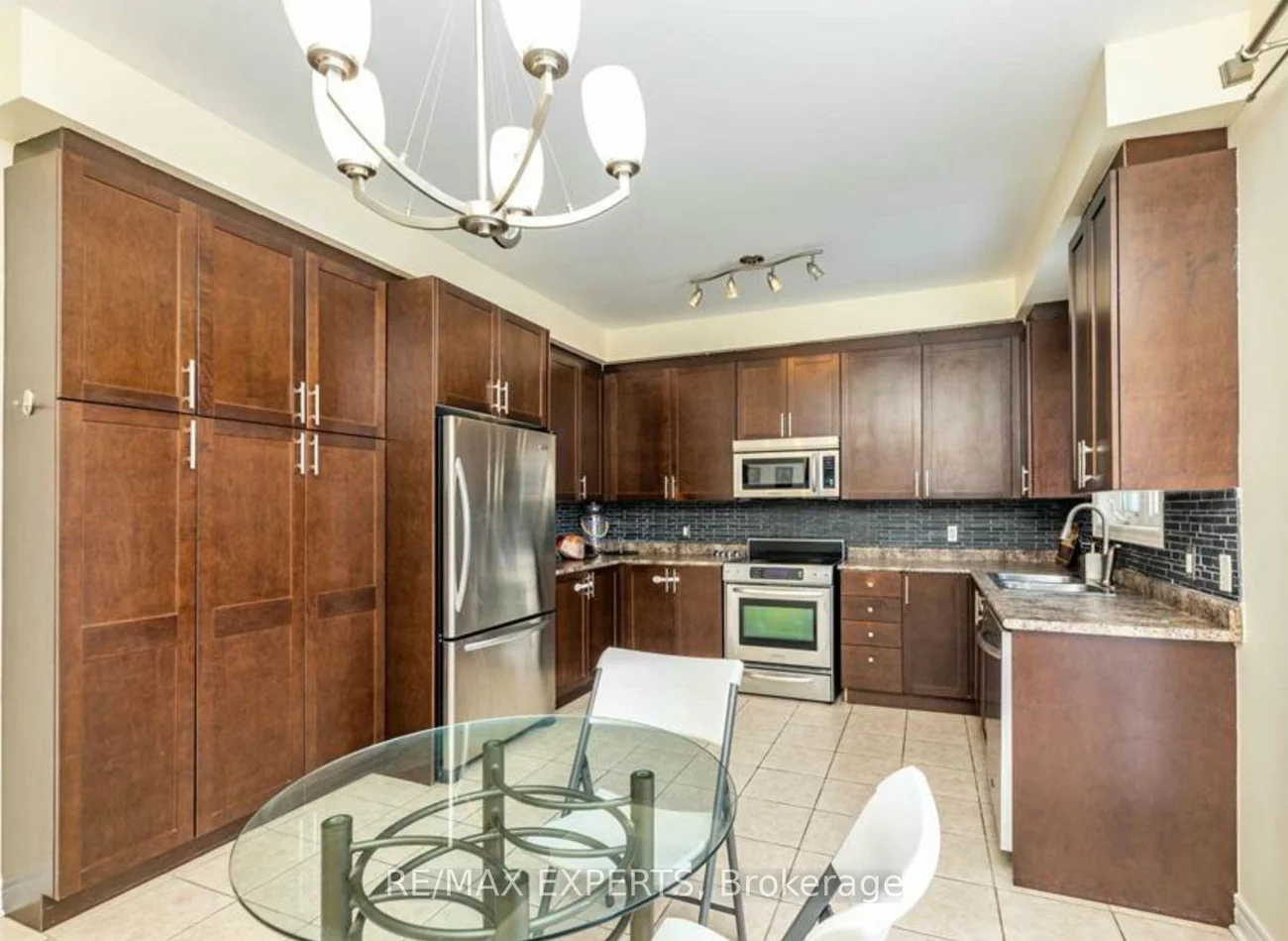 4, Trailside, Bradford, Bradford West Gwillimbury