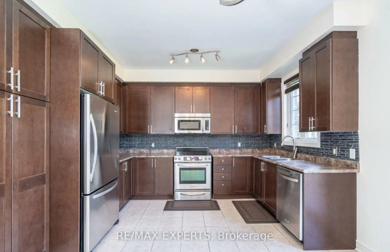 4, Trailside, Bradford, Bradford West Gwillimbury