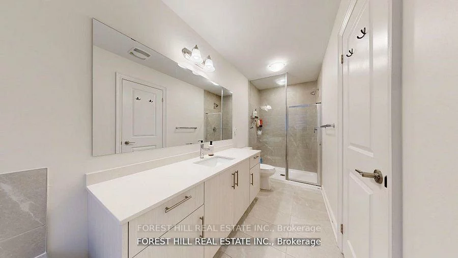 54, Montrose, Bradford, Bradford West Gwillimbury