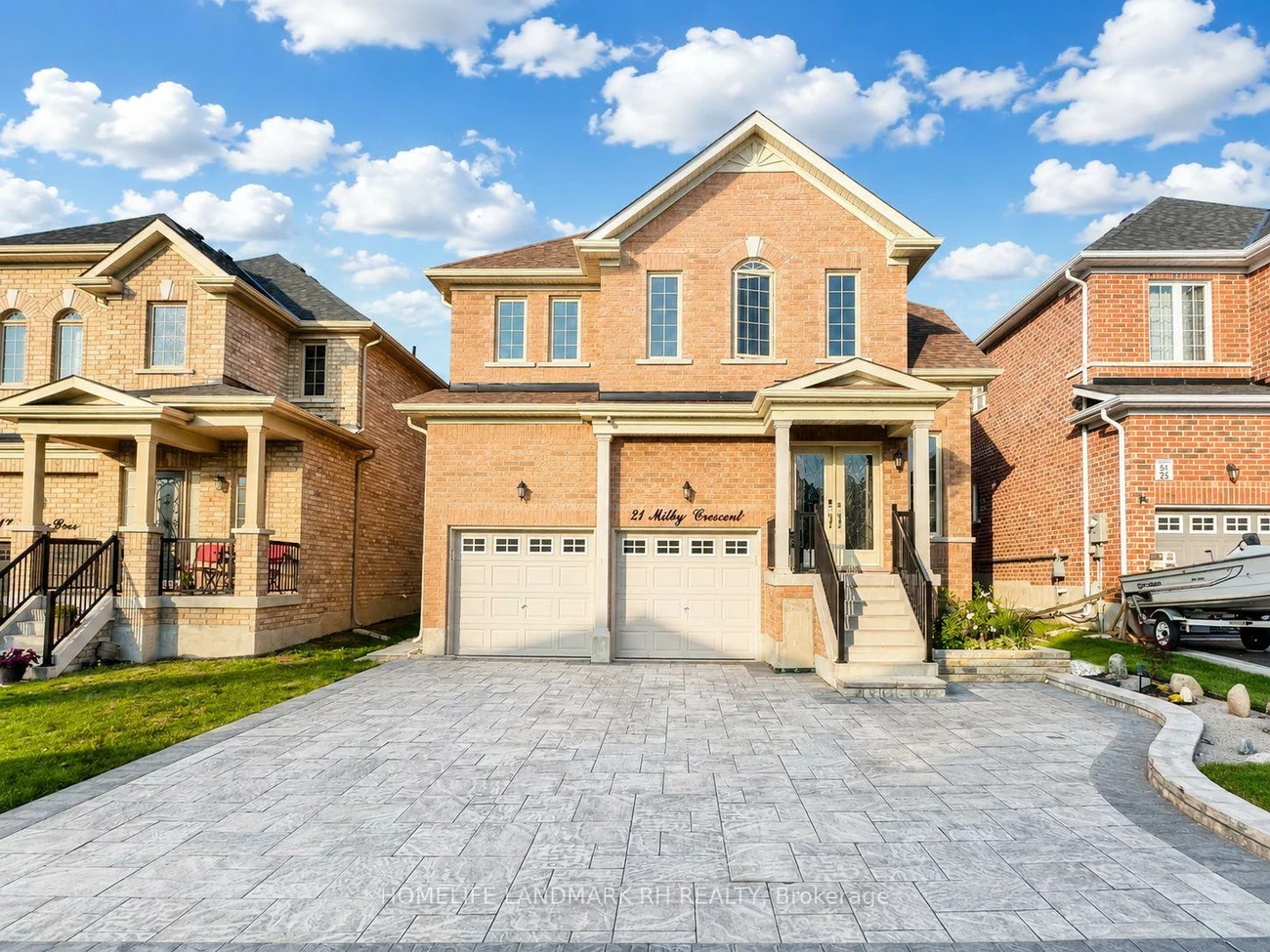 21, Milby, Bradford, Bradford West Gwillimbury