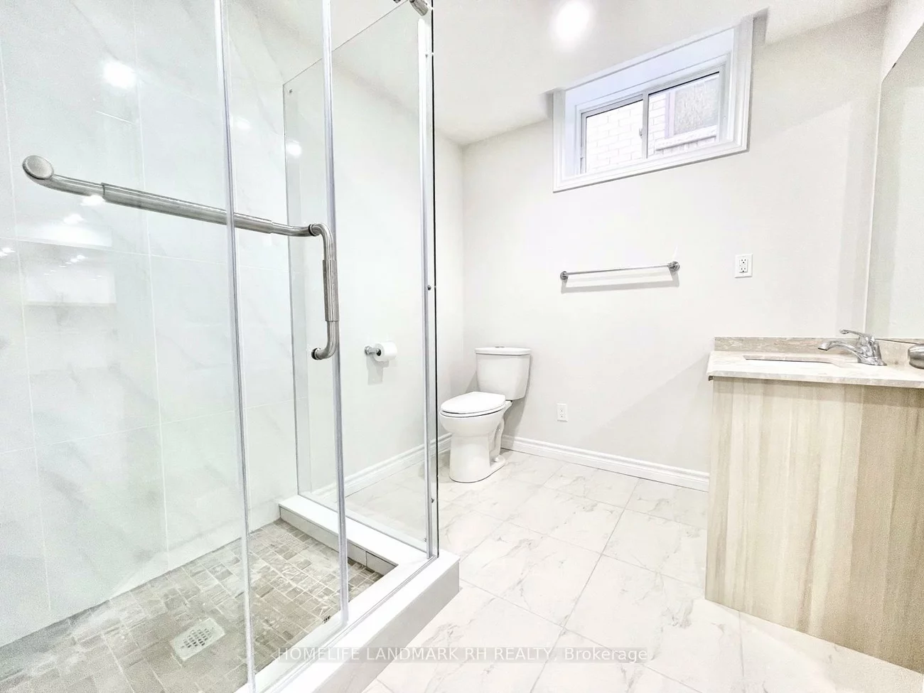 21, Milby, Bradford, Bradford West Gwillimbury