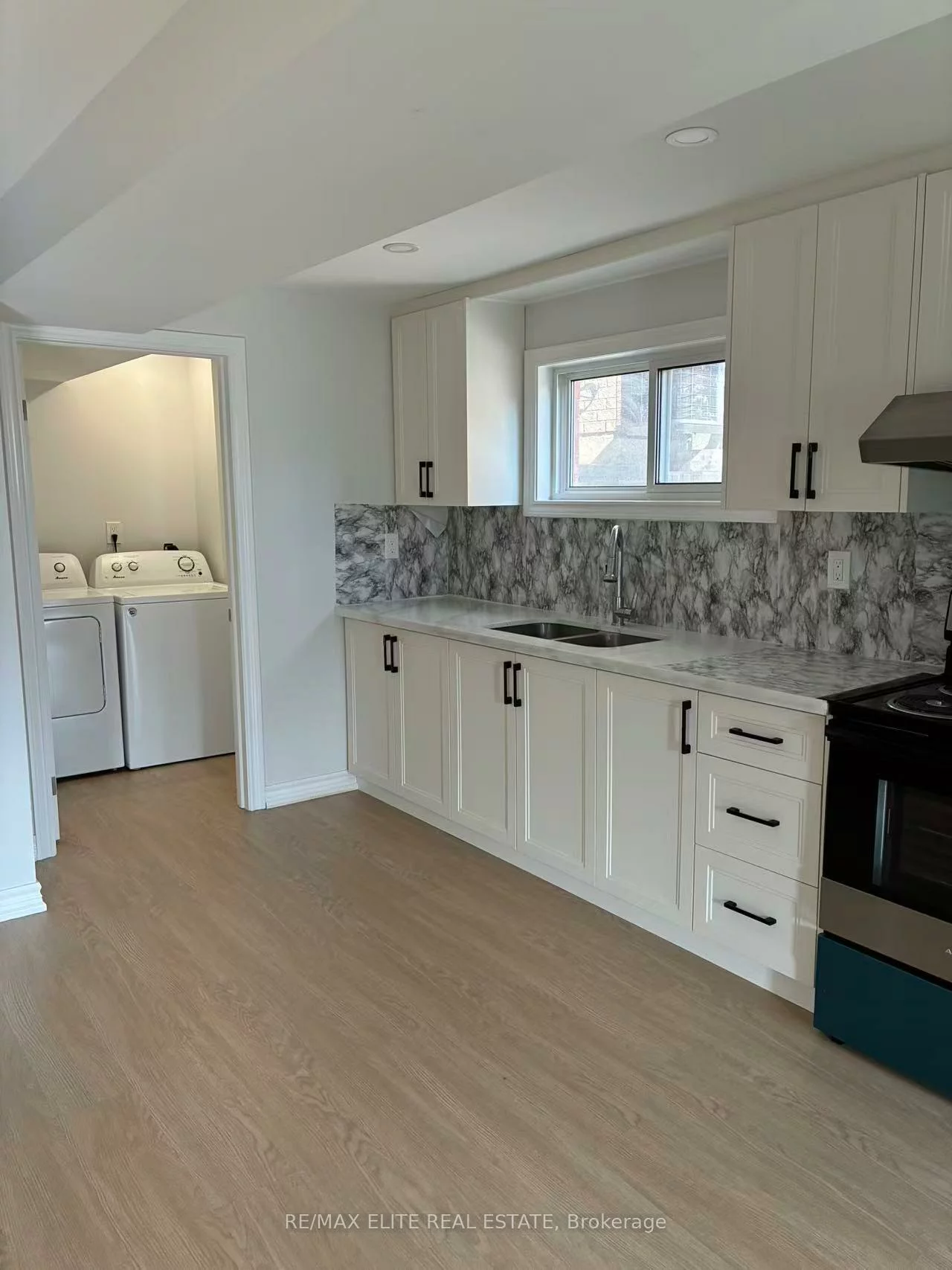 59, Adams, Bradford, Bradford West Gwillimbury