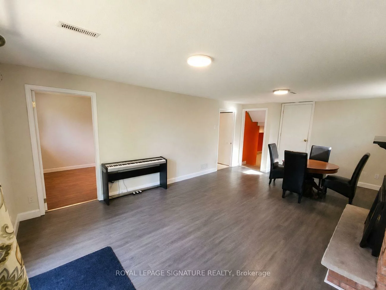 304, Orsi, Bradford, Bradford West Gwillimbury