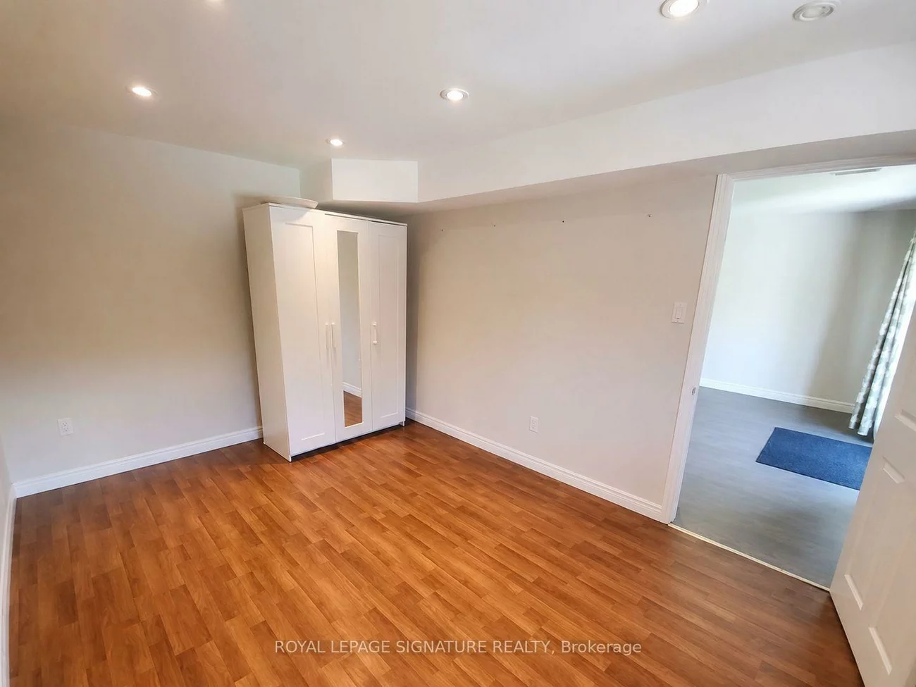 304, Orsi, Bradford, Bradford West Gwillimbury